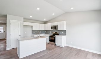 25091 Bluebird Cir, Adel, IA 50003