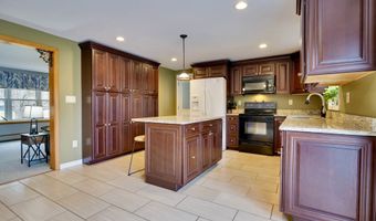 85 Bailey Woods Rd, Brooklyn, CT 06234