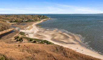 119 Alfred Drowne Rd, Barrington, RI 02806