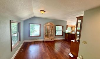 1907 S Shore Dr, Albert Lea, MN 56007