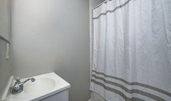 8465 Bluff Rd, Indianapolis, IN 46217