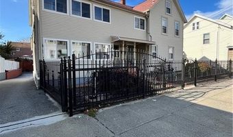 224 Washington St, Central Falls, RI 02863