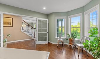 104 Windsor Dr, Auburn, NH 03032