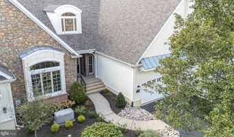 5812 HICKORY HOLLOW Ln, Doylestown, PA 18902