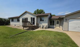 12867 E Pleasant Valley Dr, Aberdeen, SD 57401