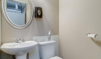 1114 LOGAN Ave, Cheyenne, WY 82001