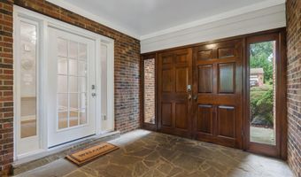 3436 HOLLY Rd, Annandale, VA 22003