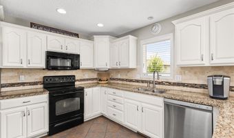 2413 SW 36th St, Ankeny, IA 50023