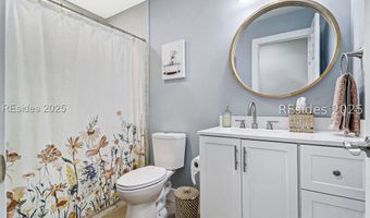 3 Lakeside Dr, Bluffton, SC 29910