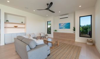 111 Mehana Rd A, Haiku, HI 96708