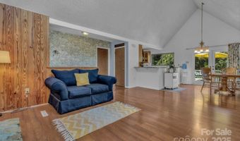 5 Fairway Dr, Arden, NC 28704