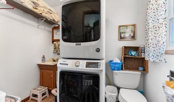 1422 MCCLOUD Rd, Aledo, IL 61231