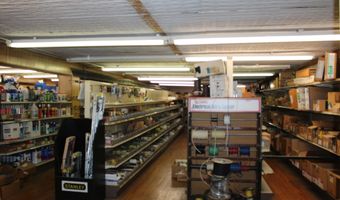 802 N Jefferson St, Ava, MO 65608