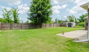 2202 Juniper Ave, Bentonville, AR 72713
