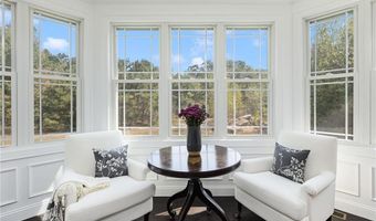 919 Ten Rod Rd, Exeter, RI 02822