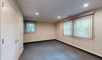 6051 SADDLEHORN Dr, Erie, PA 16506