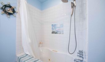 5879 Wheelhouse Ln, Agoura Hills, CA 91301