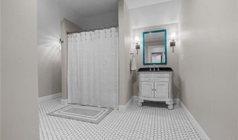 1004 Great Rd, Lincoln, RI 02865