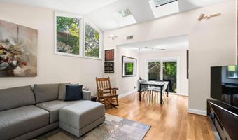 5801 DEVONSHIRE Dr, Bethesda, MD 20816