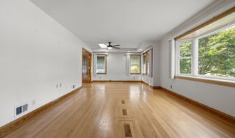362 Wakelee Ave, Ansonia, CT 06401