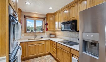 28272 S HULT Rd, Beavercreek, OR 97004
