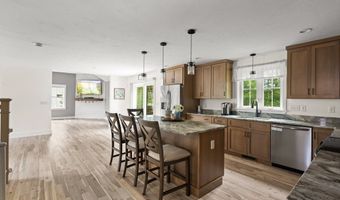 20 Georgia Rae Way, Attleboro, MA 02703