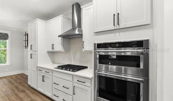 10 Runner Stone Rd, Bluffton, SC 29909