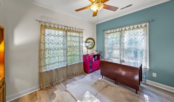 452 Indian Bluff Dr, Arapahoe, NC 28510