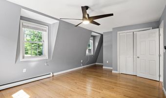 44 McQuade Brook Rd, Bedford, NH 03110