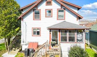 157 Riverside Dr, Augusta, ME 04330