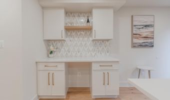 3107 MOSBY St, Alexandria, VA 22305