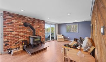 93 Island View Rd, Acton, ME 04001