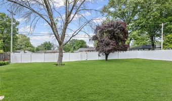 4301 Chantel Dr, Alton, IL 62002