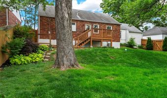 7220 Mackenzie Rd, Affton, MO 63123