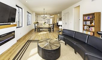 1858 Upland Dr, Ann Arbor, MI 48105