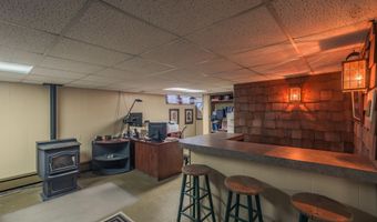 109 Golf Course Rd, Amsterdam, NY 12010