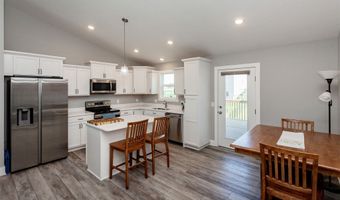 608 NE 56th St, Ankeny, IA 50021