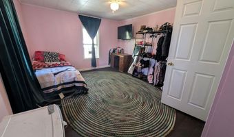 40 Walter St, Bangor, ME 04401