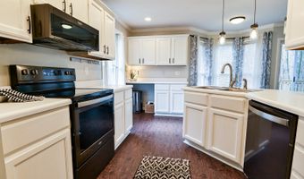 116 Laurel Springs Dr, Athens, GA 30606