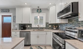 154 CRESCENT Dr, Anna Maria, FL 34216