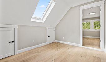 26 Binford Rd, Standish, ME 04084