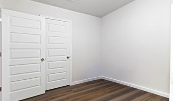 10 Middleton Ln, Atmore, AL 36502