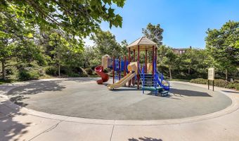 5088 Mendip St, Oceanside, CA 92057