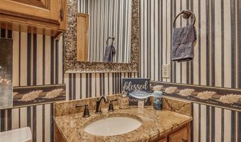 7104 NW 32nd St, Bethany, OK 73008