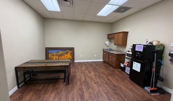 207 S Broadway St, Blackfoot, ID 83221