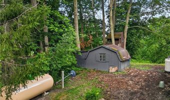 554 E River View Dr, Austinburg, OH 44010