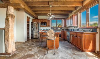 334 Hwy 150, Arroyo Seco, NM 87514