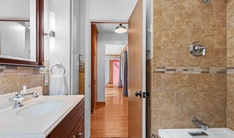 2323 PALISADES Dr, Appleton, WI 54915