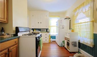 10 Walnut St, East Providence, RI 02914