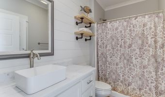 4033 Mindanao, Bay St. Louis, MS 39520